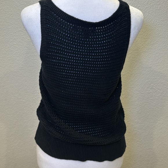 Banana Republic Black Cotton V Neck Sweater Tank Top Size Small - Picture 2 of 7